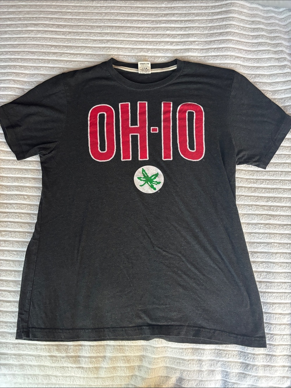 Homage - Ohio State T-Shirt. Men’s Large